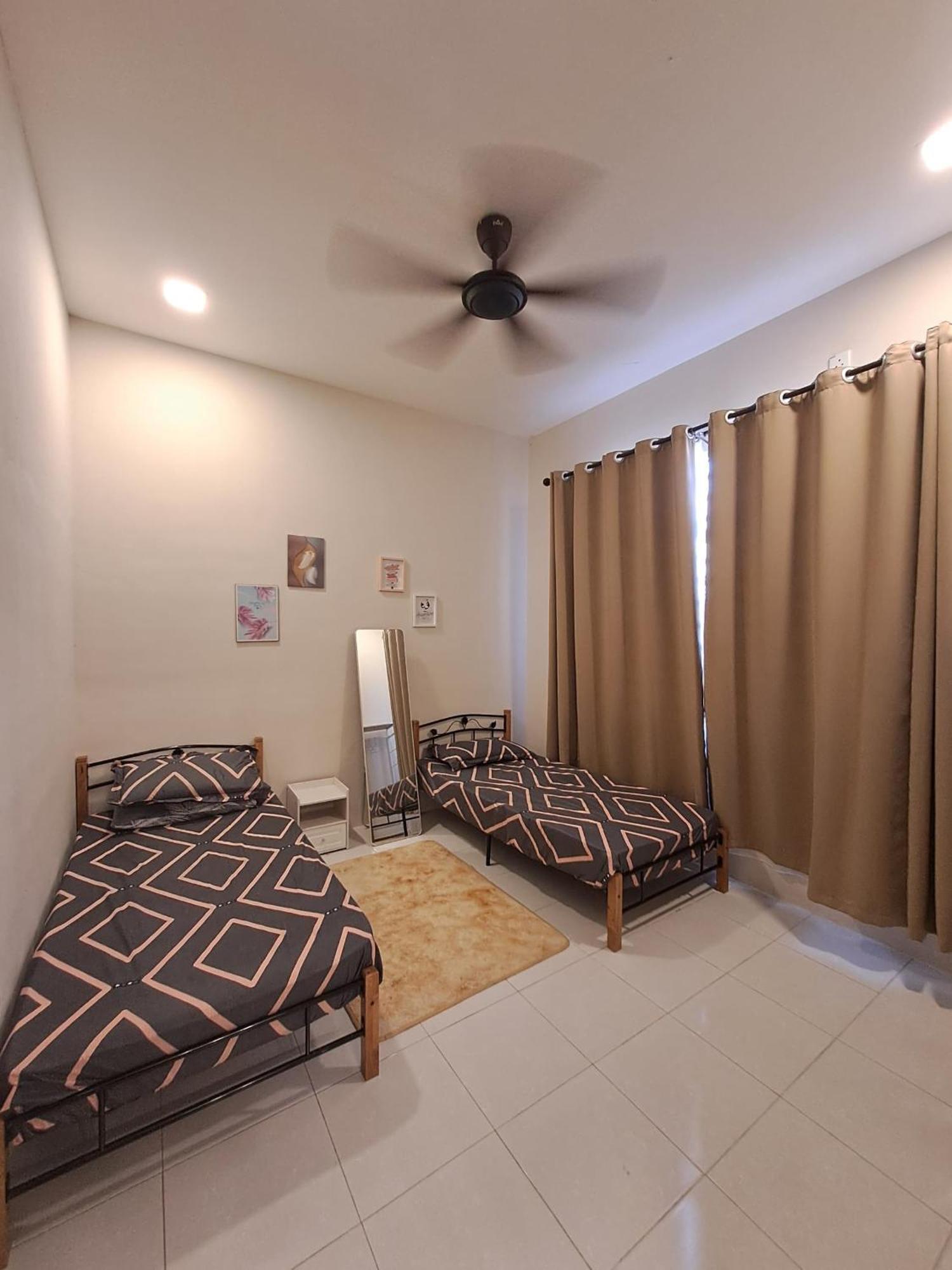 Dahlya Homestay Kuantan Kültér fotó